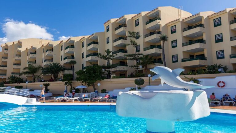 Villas in Tenerife Playa De Las Americas – Your Perfect Holiday Escape